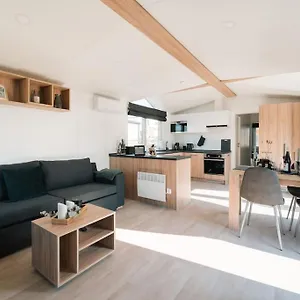 Gemuetliches Voll Ausgestattes Tiny House Vilseck